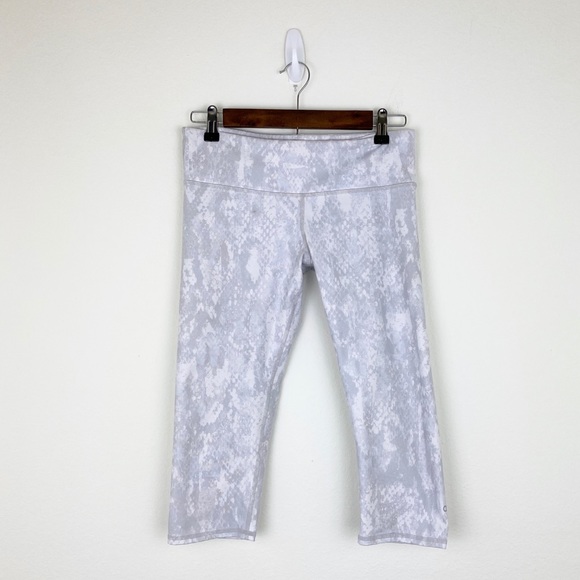 ALO Yoga Pants - Alo Yoga Snake Print Crop Capri Yoga Leggings S